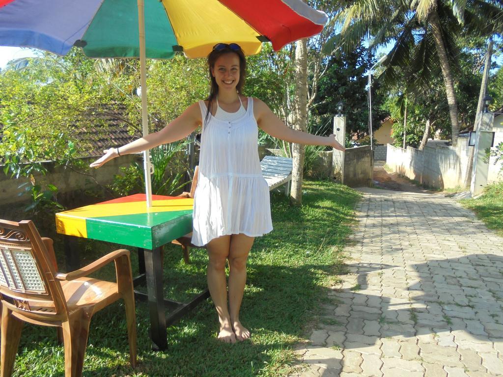 Sun Bird Eco Guest Mirissa 호텔 외부 사진